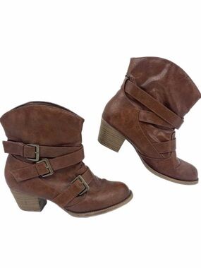 Mudd Brown Double-Buckle Ankle Boots